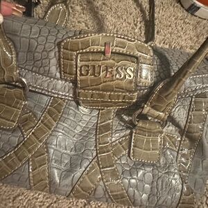 Guess purse gray